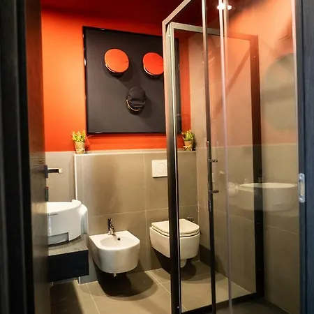 Carlotta Station Apartment