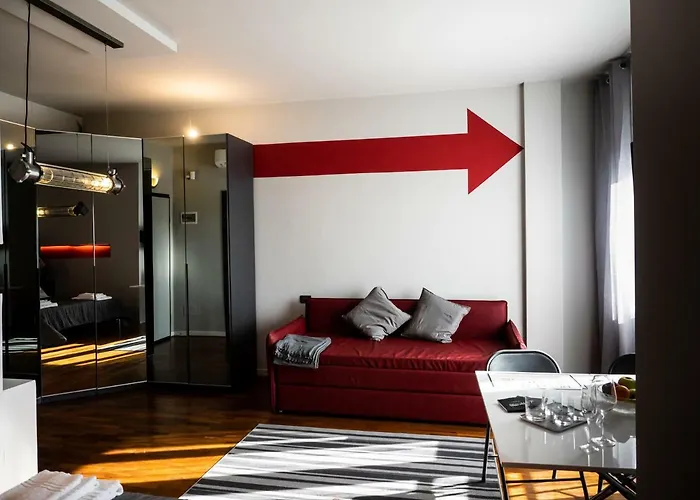 Carlotta Station Bologna