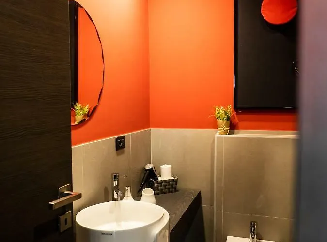 Carlotta Station * Bologna